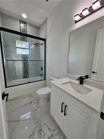 651  Keller E ST, Lehigh Acres, FL 33974