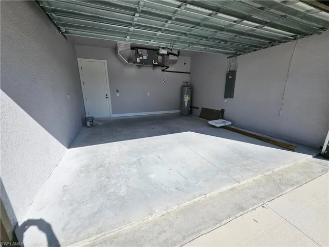 651  Keller E ST, Lehigh Acres, FL 33974