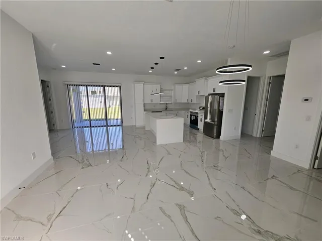 651  Keller E ST, Lehigh Acres, FL 33974