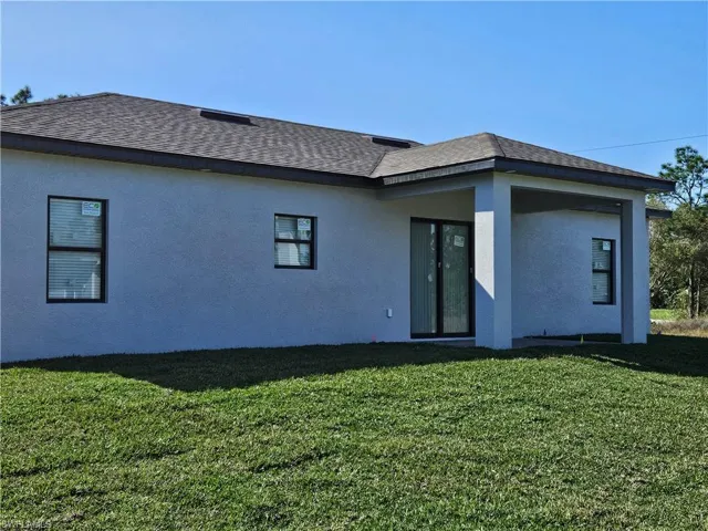651  Keller E ST, Lehigh Acres, FL 33974
