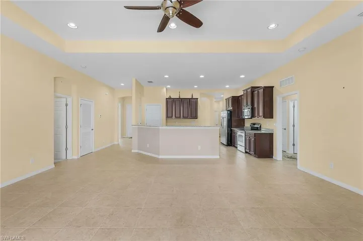 2403  Ashbury  CIR, Cape Coral, FL 33991