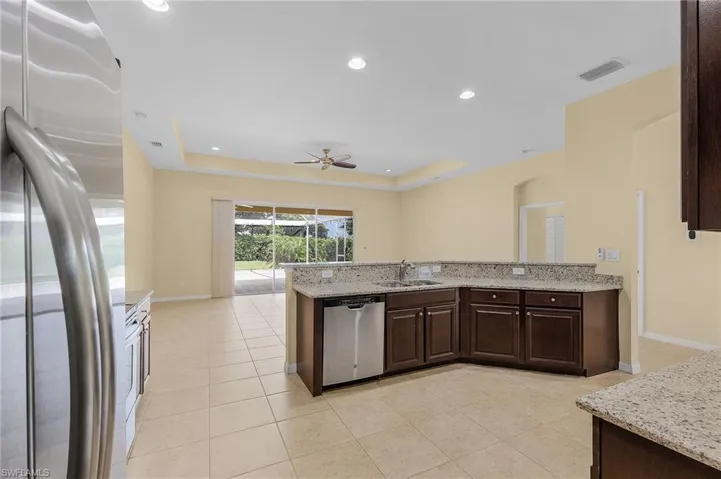 2403  Ashbury  CIR, Cape Coral, FL 33991