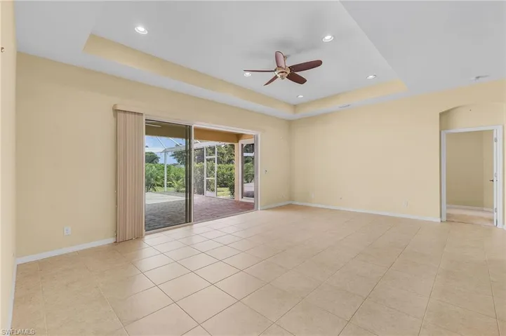 2403  Ashbury  CIR, Cape Coral, FL 33991
