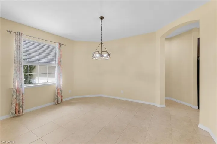 2403  Ashbury  CIR, Cape Coral, FL 33991