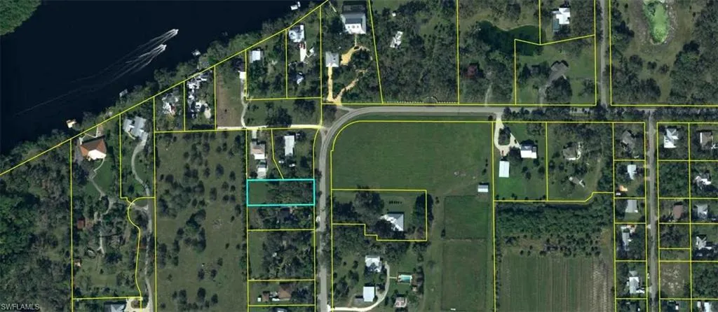 2060 Fort Denaud RD, LABELLE FL 33935