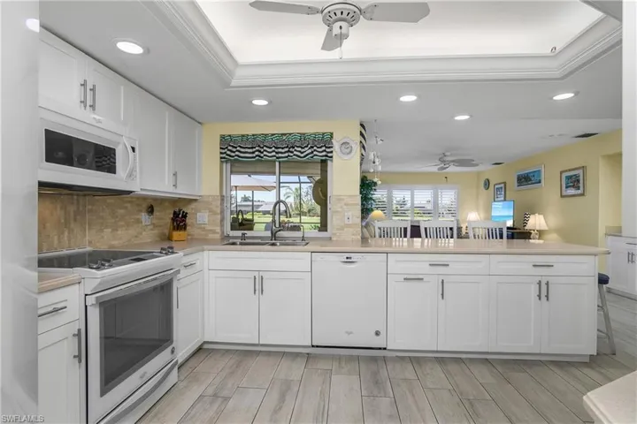 Open Kitchen perfect for entertaining