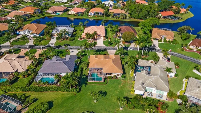 28090 Winthrop Cir, Bonita Springs Fl 34134