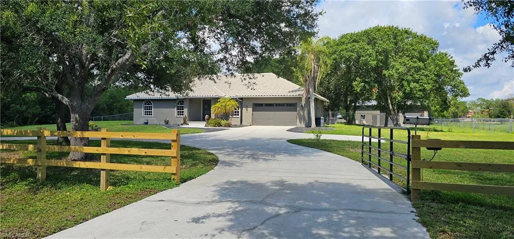 20101 Huffmaster Rd, North Fort Myers, Florida 33917
