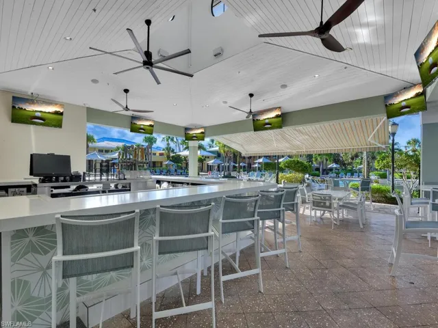 Flip Flop Poolside Bar