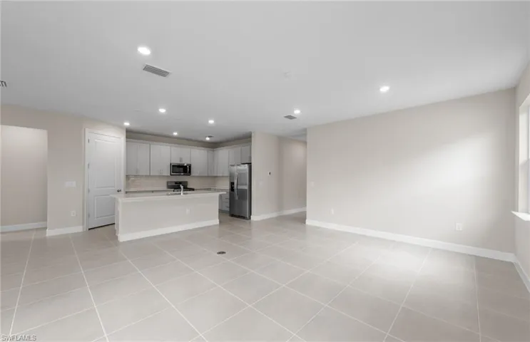 7140 Chapel Creek Ln, North Fort Myers, Florida 33917