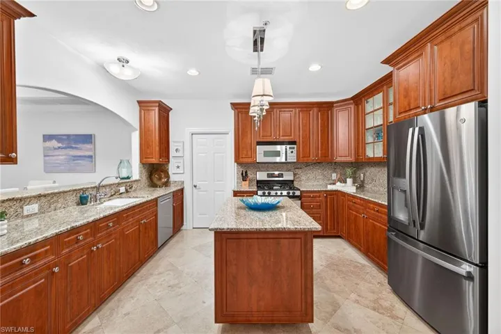 2805 Tiburon Blvd E 1-101, Naples, Florida 34109