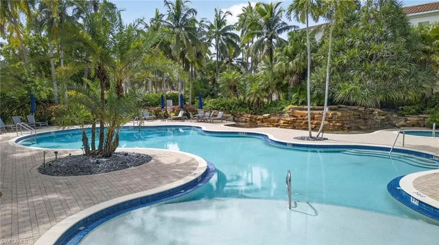 2805 Tiburon Blvd E 1-101, Naples, Florida 34109