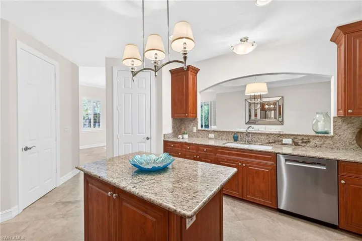 2805 Tiburon Blvd E 1-101, Naples, Florida 34109