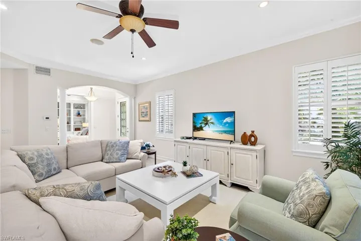 2805 Tiburon Blvd E 1-101, Naples, Florida 34109