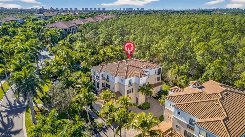 2805 Tiburon Blvd E 1-101, Naples, Florida 34109