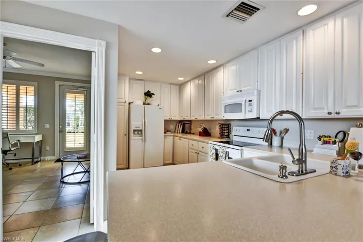 7881  Veronawalk  BLVD, Naples, FL 34114