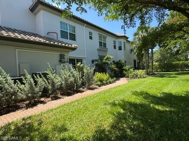 3730  Montreux  LN, Naples, FL 34114