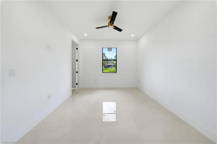 1318 Roosevelt Ave, Lehigh Acres, Florida 33972