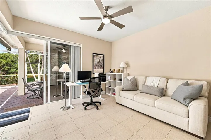 Home Office with Access to the Lanai