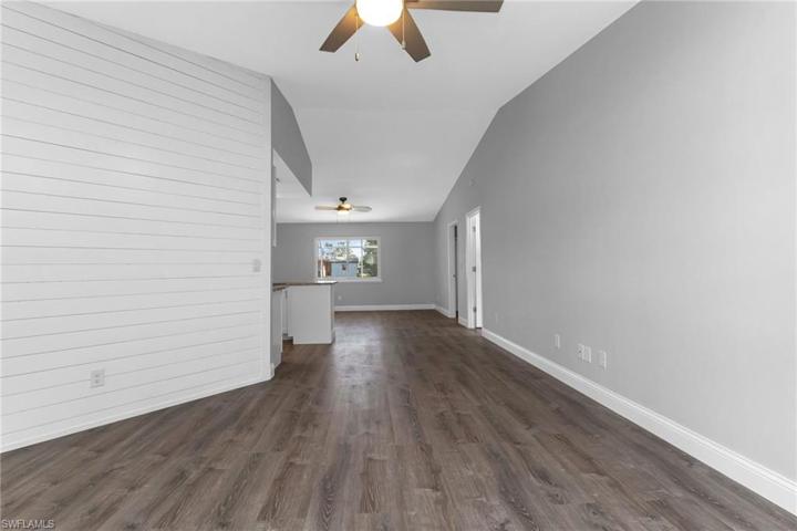 6256  Hoffman  ST, NORTH PORT, FL 34287