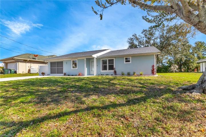 6256  Hoffman  ST, NORTH PORT, FL 34287