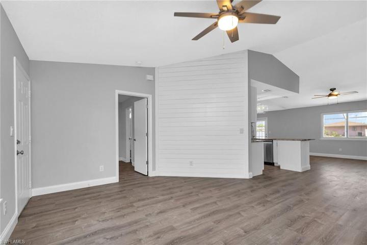 6256  Hoffman  ST, NORTH PORT, FL 34287