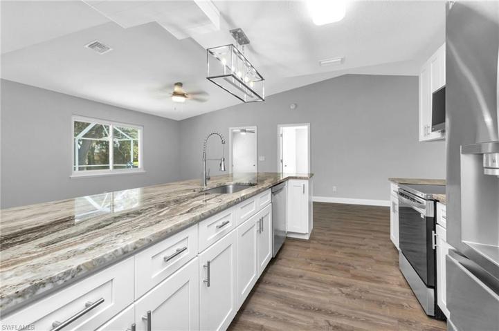 6256  Hoffman  ST, NORTH PORT, FL 34287