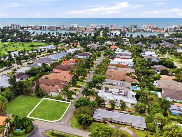 2955 Binnacle Dr, Naples, Florida 34103