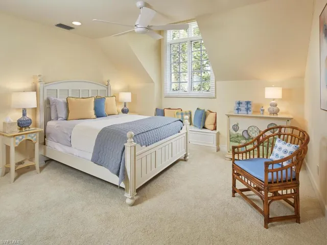 2750 Treasure Ln, Naples, Florida 34102