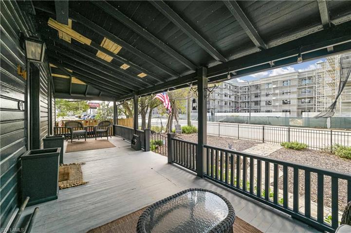 1611 Fowler St.