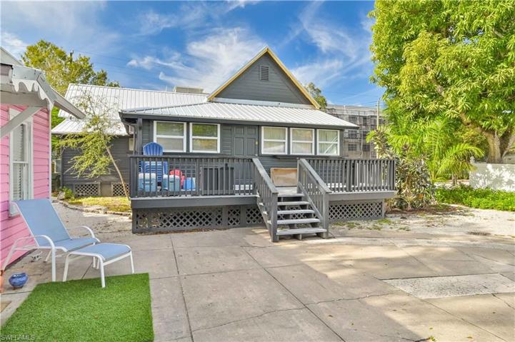1611 Fowler St.