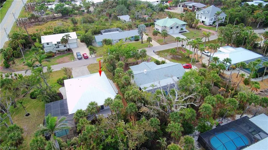 Birds eye view of property