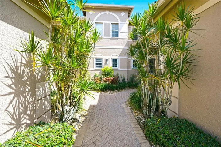 729 Regency Reserve Cir 5501, Naples, Florida 34119