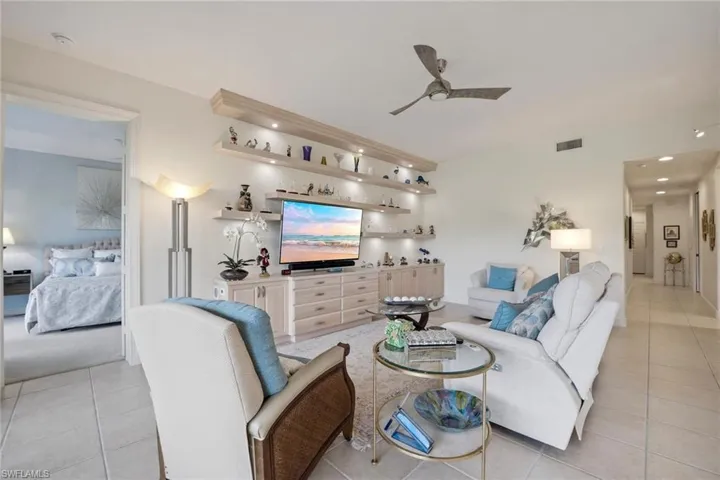729 Regency Reserve Cir 5501, Naples, Florida 34119