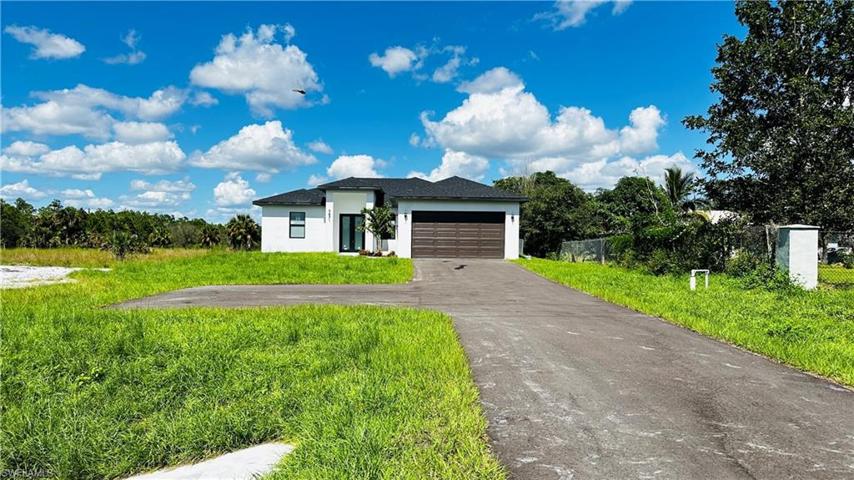 3871 70 AVE NE, NAPLES FL 34120
