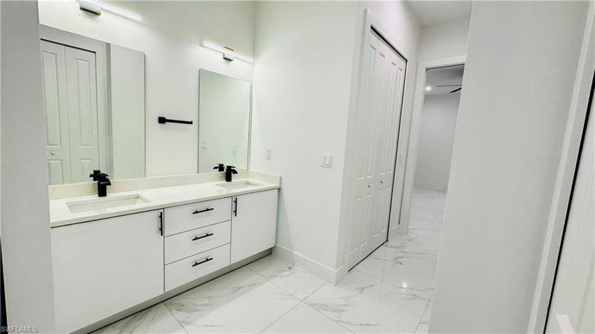 3871 70 AVE NE, NAPLES FL 34120