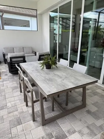 3725 Sapphire Cove Cir E, Naples, Florida 34114