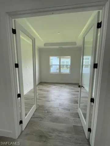 Flex room, can be used as an extra bedroom/office space