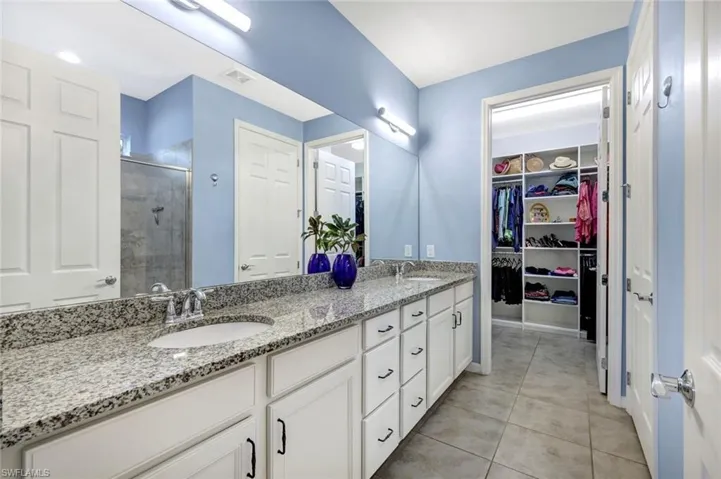 20083  Tavernier  DR, Estero, FL 33928