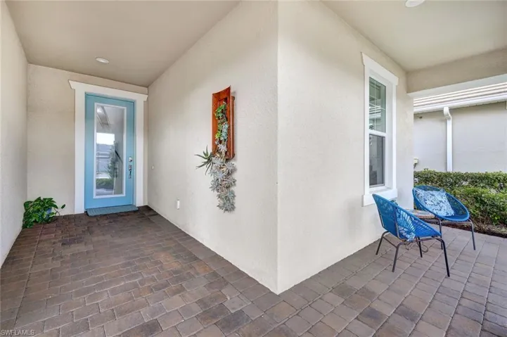 20083  Tavernier  DR, Estero, FL 33928