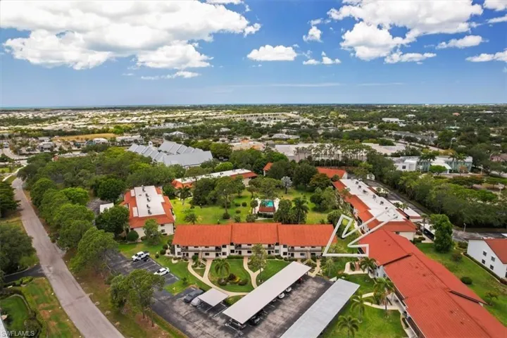 4973  Pepper  CIR, Naples, FL 34113