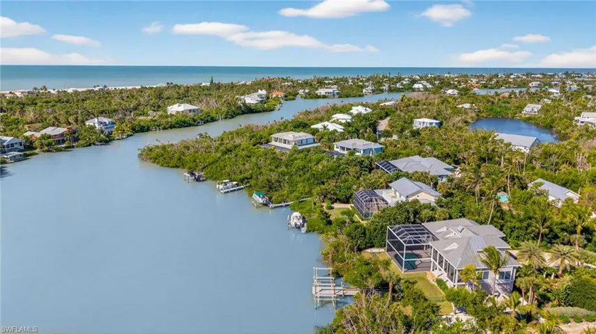 Drone / aerial view of a large body of water
