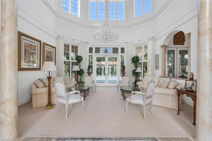 26 foot Domed Ceiling with Floor to Ceiling Windows
