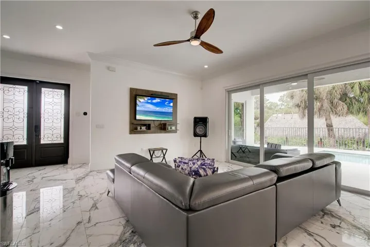15361 River Cove Ct, North Fort Myers, Florida 33917