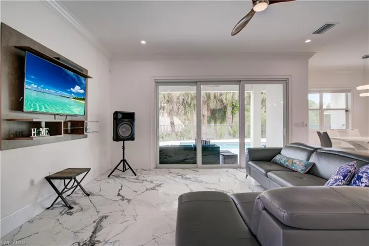 15361 River Cove Ct, North Fort Myers, Florida 33917