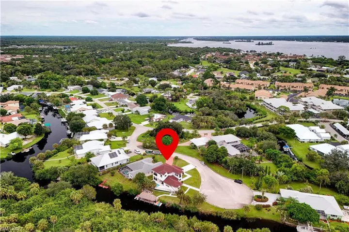 15361 River Cove Ct, North Fort Myers, Florida 33917