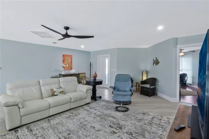 14940 David Dr, Fort Myers Fl 33908
