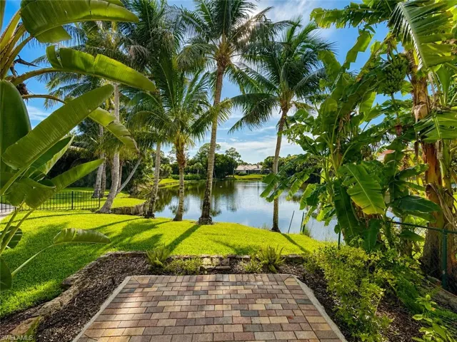 10919 Parnu St A, Naples, Florida 34109