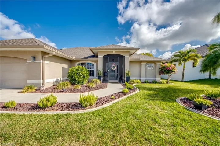 1621 NE 5th  TER, Cape Coral, FL 33909