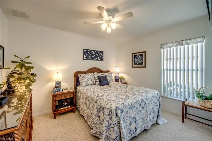 1621 NE 5th  TER, Cape Coral, FL 33909